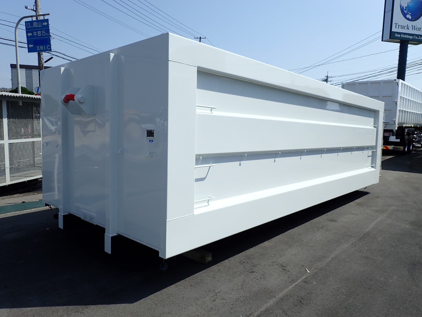 脱着装置付コンテナ（22t車用・21.7m3） 新明和工業製 未使用品 