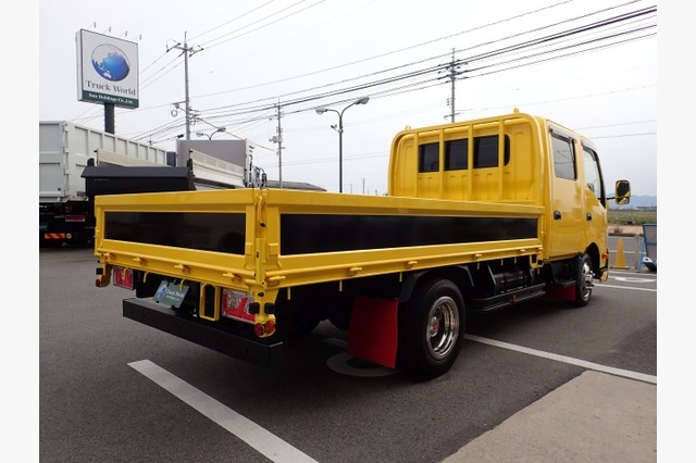 日野 デュトロ ダブルキャブ（2t積） ロング・ワイドボディ 平成27