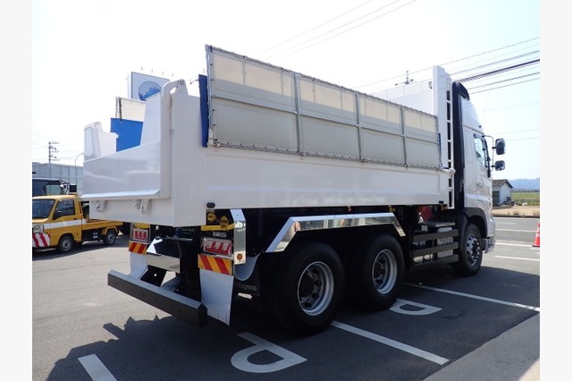日野　プロフィア　ダンプ（８.３ｔ積・ハイルーフ）　４１０馬力　令和３年式の画像05