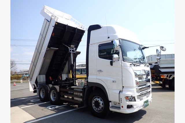 日野　プロフィア　ダンプ（８.３ｔ積・ハイルーフ）　４１０馬力　令和３年式の画像09