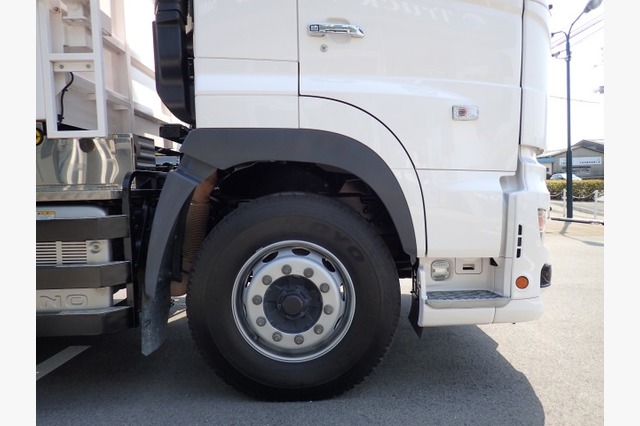 日野　プロフィア　ダンプ（８.３ｔ積・ハイルーフ）　４１０馬力　令和３年式の画像30