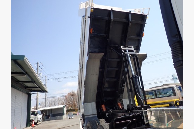 日野　プロフィア　ダンプ（８.３ｔ積・ハイルーフ）　４１０馬力　令和３年式の画像34