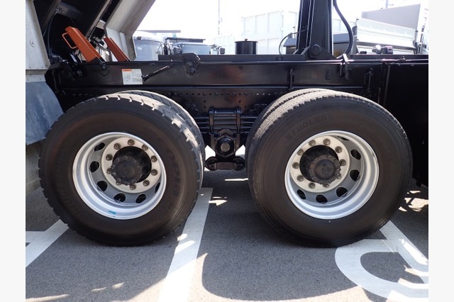 日野　プロフィア　ダンプ（８.３ｔ積・ハイルーフ）　４１０馬力　令和３年式の画像50