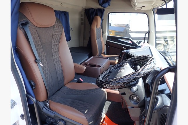 日野　プロフィア　ダンプ（８.３ｔ積・ハイルーフ）　４１０馬力　令和３年式の画像66