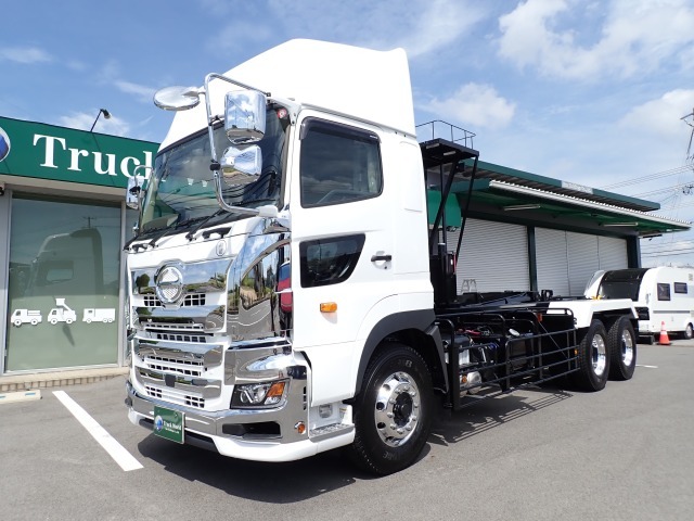 日野　プロフィア　アームロール車（１０.８ｔ積）　令和６年式の画像