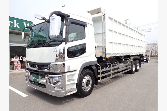 三菱ふそう　スーパーグレート　深ダンプ（１０.６ｔ積・３９㎥）　令和６年式の画像00