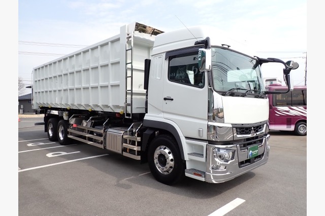三菱ふそう　スーパーグレート　深ダンプ（１０.６ｔ積・３９㎥）　令和６年式の画像03