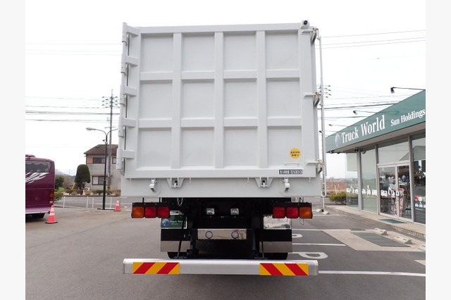 三菱ふそう　スーパーグレート　深ダンプ（１０.６ｔ積・３９㎥）　令和６年式の画像06