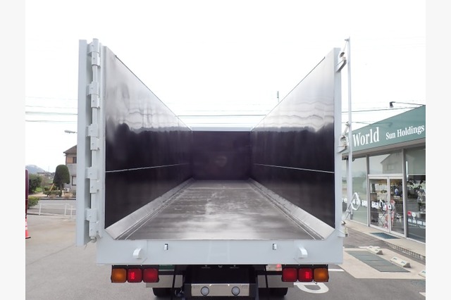 三菱ふそう　スーパーグレート　深ダンプ（１０.６ｔ積・３９㎥）　令和６年式の画像10