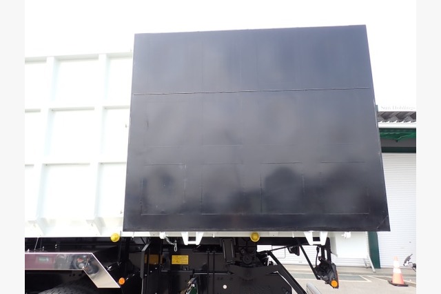 三菱ふそう　スーパーグレート　深ダンプ（１０.６ｔ積・３９㎥）　令和６年式の画像11