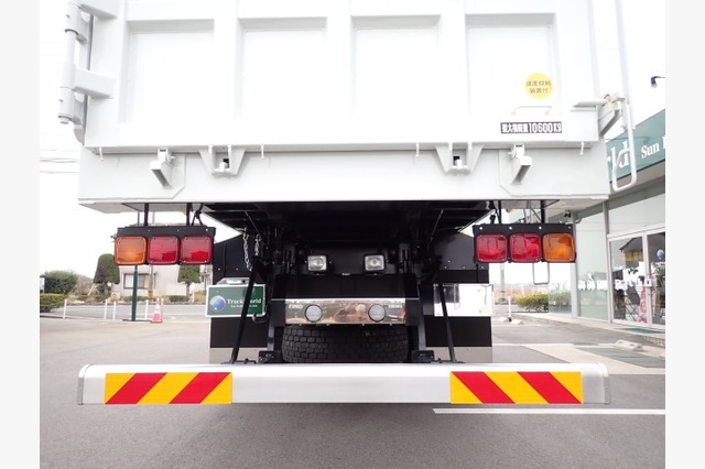 三菱ふそう　スーパーグレート　深ダンプ（１０.６ｔ積・３９㎥）　令和６年式の画像29