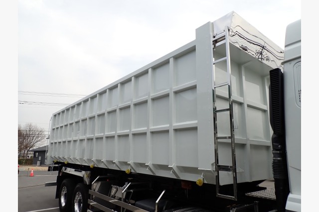 三菱ふそう　スーパーグレート　深ダンプ（１０.６ｔ積・３９㎥）　令和６年式の画像32