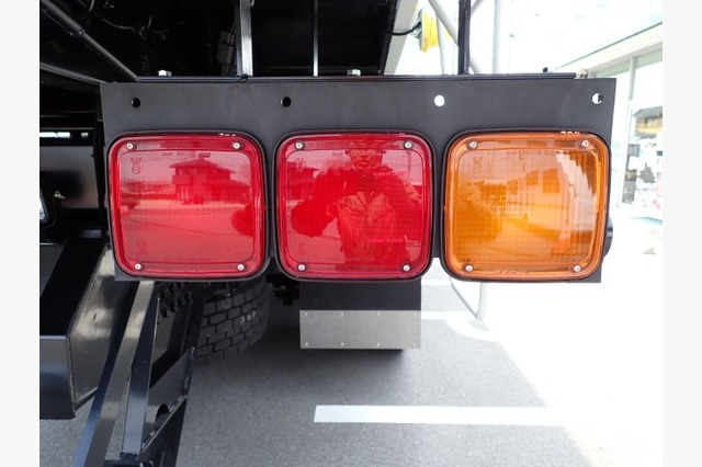 三菱ふそう　スーパーグレート　深ダンプ（１０.６ｔ積・３９㎥）　令和６年式の画像49