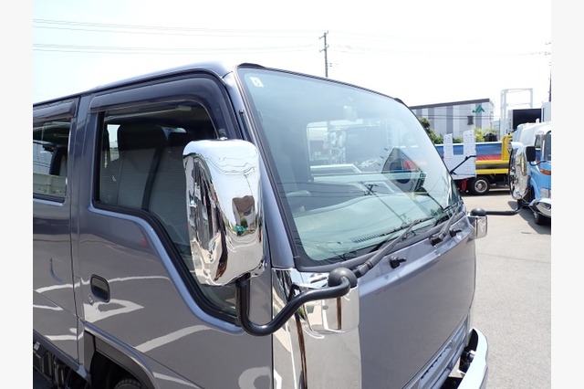 いすゞ　エルフ　ダブルキャブ（２ｔ積・パワーゲート付）　平成２６年式の画像08