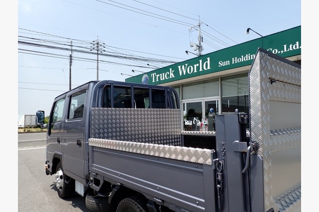 いすゞ　エルフ　ダブルキャブ（２ｔ積・パワーゲート付）　平成２６年式の画像18