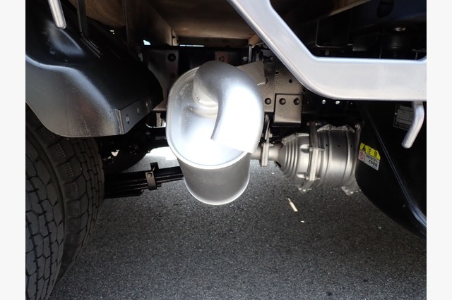 いすゞ　エルフ　ダブルキャブ（２ｔ積・パワーゲート付）　平成２６年式の画像37