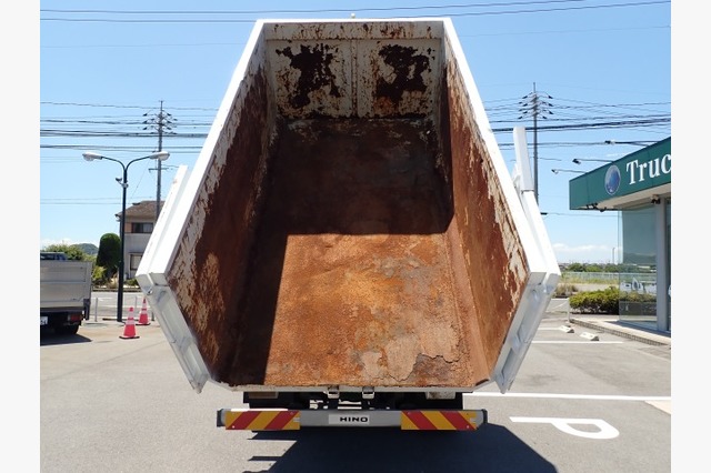 日野　レンジャー　脱着装置付コンテナ専用車（３.９５ｔ積・８.２㎥）　平成２４年式の画像11