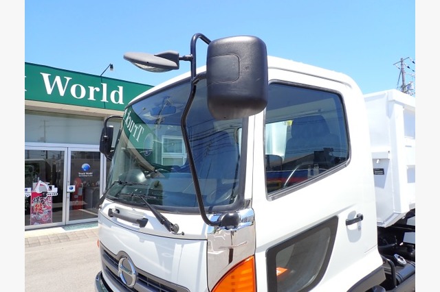 日野　レンジャー　脱着装置付コンテナ専用車（３.９５ｔ積・８.２㎥）　平成２４年式の画像14