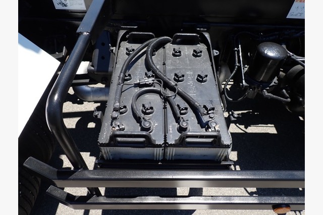 日野　レンジャー　脱着装置付コンテナ専用車（３.９５ｔ積・８.２㎥）　平成２４年式の画像46