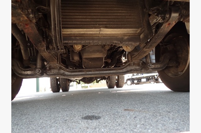 日野　レンジャー　脱着装置付コンテナ専用車（３.９５ｔ積・８.２㎥）　平成２４年式の画像48