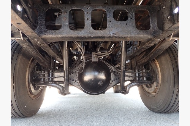 日野　レンジャー　脱着装置付コンテナ専用車（３.９５ｔ積・８.２㎥）　平成２４年式の画像50