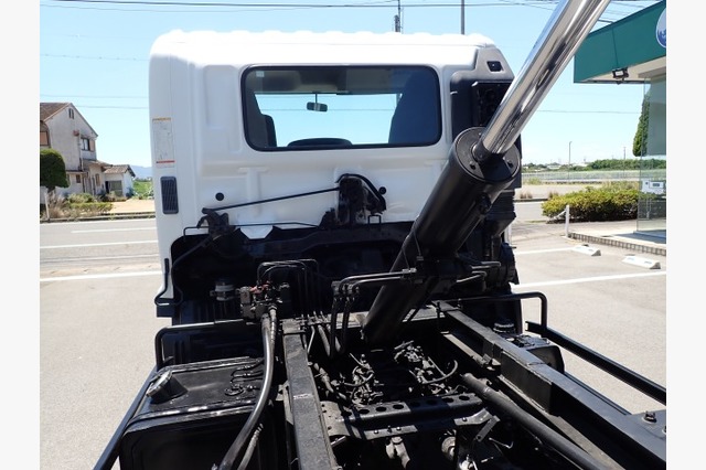 日野　レンジャー　脱着装置付コンテナ専用車（３.９５ｔ積・８.２㎥）　平成２４年式の画像57