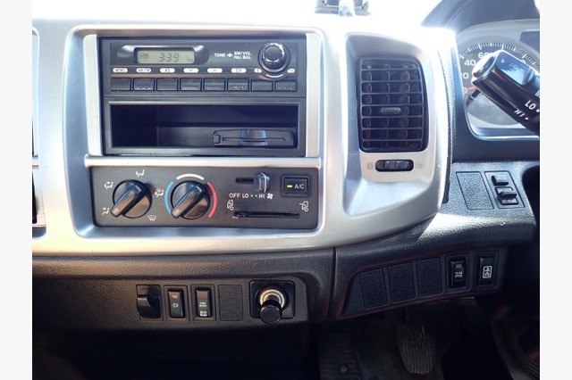 日野　レンジャー　脱着装置付コンテナ専用車（３.９５ｔ積・８.２㎥）　平成２４年式の画像76