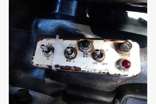 日野　レンジャー　脱着装置付コンテナ専用車（３.９５ｔ積・８.２㎥）　平成２４年式の画像79