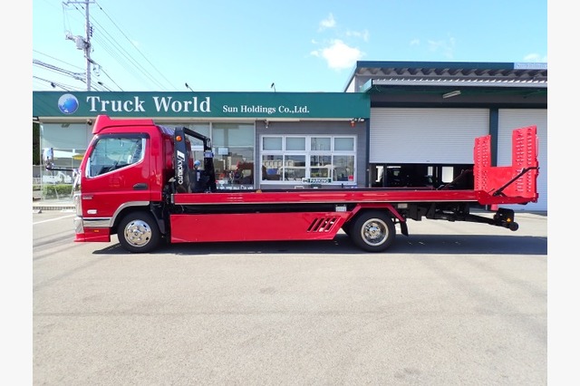 三菱　キャンター・キャリアカー（積載車・２ｔ積）　カスタム　令和３年式の画像01