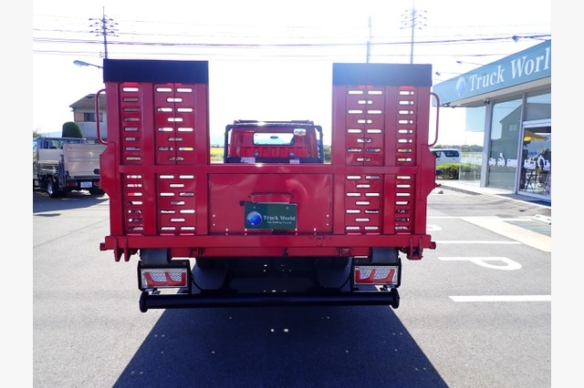 三菱　キャンター・キャリアカー（積載車・２ｔ積）　カスタム　令和３年式の画像06