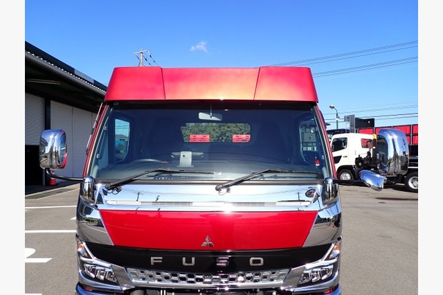 三菱　キャンター・キャリアカー（積載車・２ｔ積）　カスタム　令和３年式の画像09