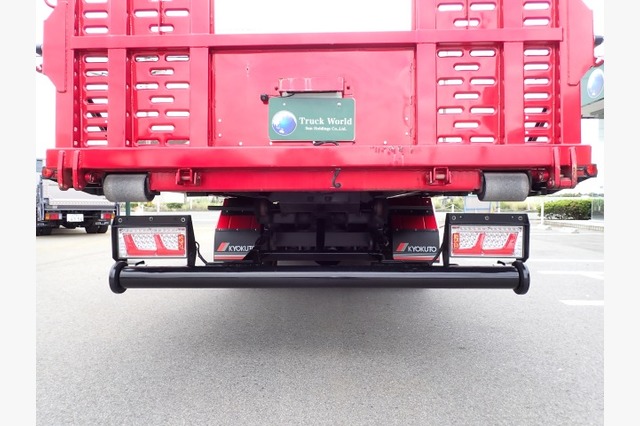 三菱　キャンター・キャリアカー（積載車・２ｔ積）　カスタム　令和３年式の画像21