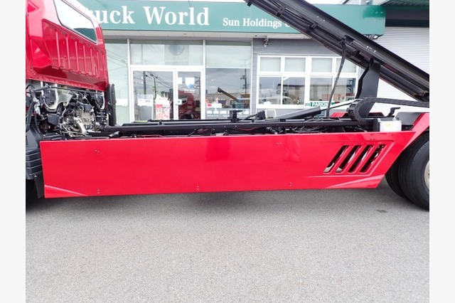 三菱　キャンター・キャリアカー（積載車・２ｔ積）　カスタム　令和３年式の画像29