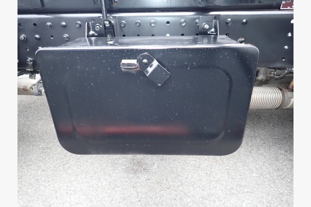 三菱　キャンター・キャリアカー（積載車・２ｔ積）　カスタム　令和３年式の画像42