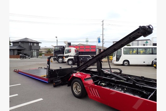 三菱　キャンター・キャリアカー（積載車・２ｔ積）　カスタム　令和３年式の画像58