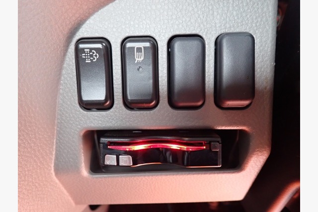 三菱　キャンター・キャリアカー（積載車・２ｔ積）　カスタム　令和３年式の画像76