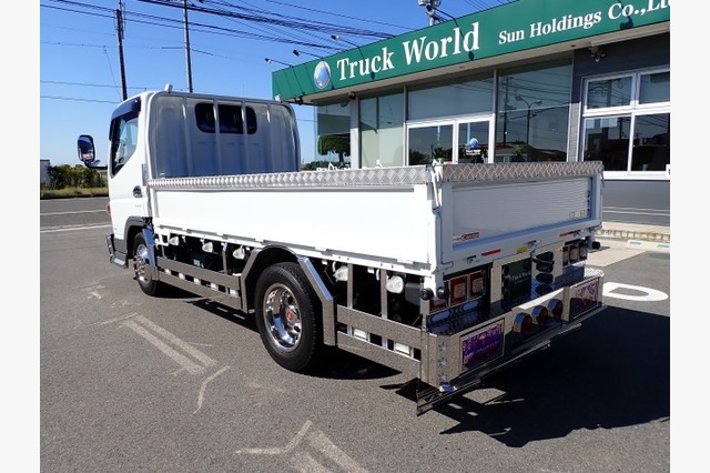 三菱ふそう　キャンター　平ボディ（１.５ｔ積）　平成２５年式の画像07
