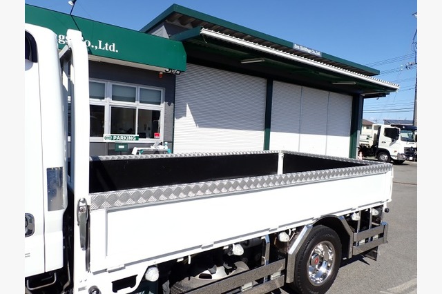 三菱ふそう　キャンター　平ボディ（１.５ｔ積）　平成２５年式の画像16