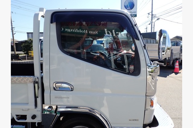 三菱ふそう　キャンター　平ボディ（１.５ｔ積）　平成２５年式の画像23