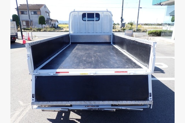 三菱ふそう　キャンター　平ボディ（１.５ｔ積）　平成２５年式の画像25