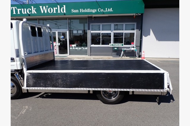 三菱ふそう　キャンター　平ボディ（１.５ｔ積）　平成２５年式の画像26