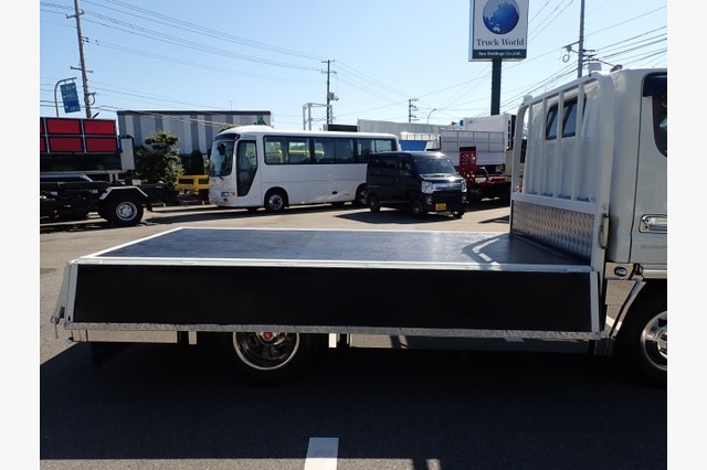 三菱ふそう　キャンター　平ボディ（１.５ｔ積）　平成２５年式の画像28