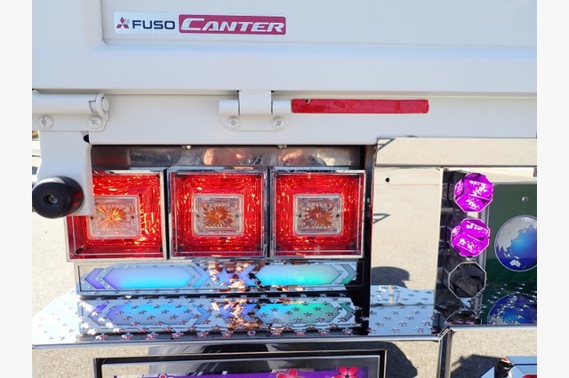三菱ふそう　キャンター　平ボディ（１.５ｔ積）　平成２５年式の画像40