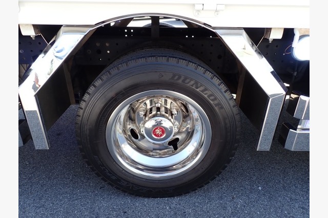 三菱ふそう　キャンター　平ボディ（１.５ｔ積）　平成２５年式の画像43