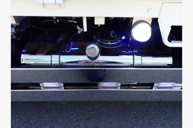 三菱ふそう　キャンター　平ボディ（１.５ｔ積）　平成２５年式の画像45