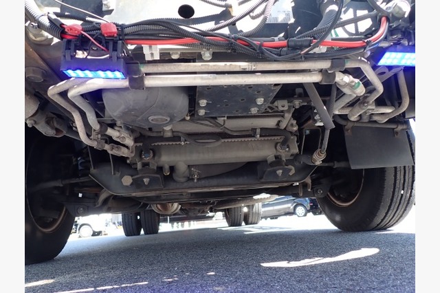 三菱ふそう　キャンター　平ボディ（１.５ｔ積）　平成２５年式の画像47