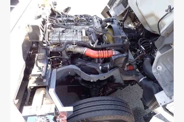 三菱ふそう　キャンター　平ボディ（１.５ｔ積）　平成２５年式の画像51