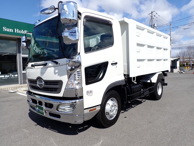 日野　レンジャー　深ダンプ（３.３ｔ積・９.３m3）　平成２６年式の画像